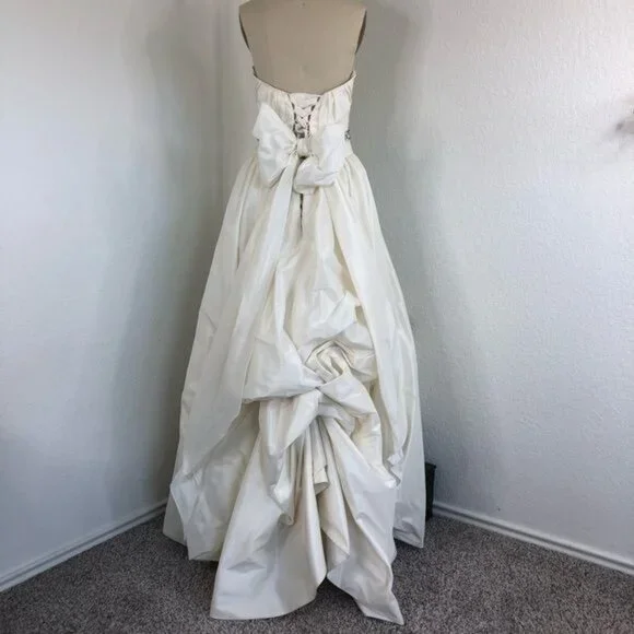 Maggie Sottero Sweetheart Lace Up Jeweled Bead Bustle Train Wedding Dress - Picture 3 of 14